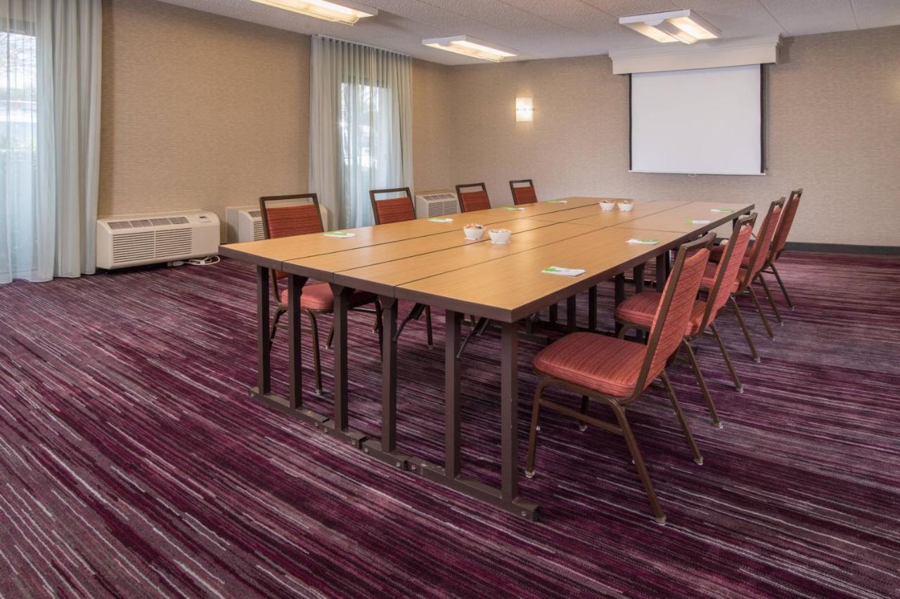 Hotel Courtyard By Marriott Fairfax Fair Oaks Exterior foto
